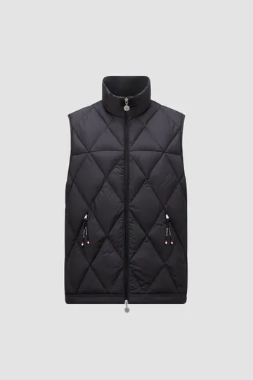 Moncler Aroula Hooded Diamond Vest